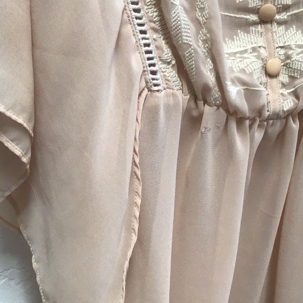 Forever 21 Sheer Beige Blouse Sm - Picture 9 of 9